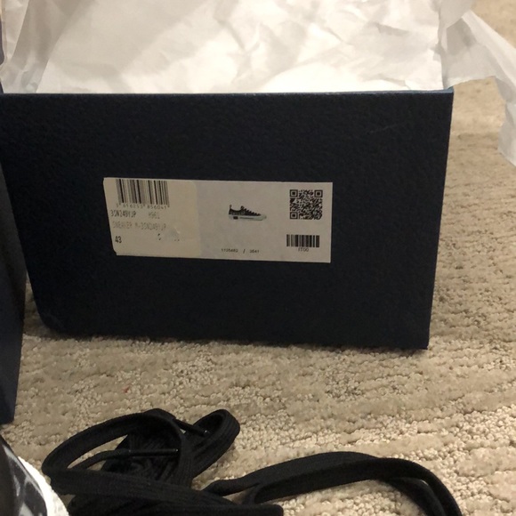 Dior Sneakers - Picture 5 of 5